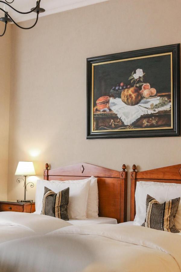 Hotel De La Cigogne Женева Екстериор снимка